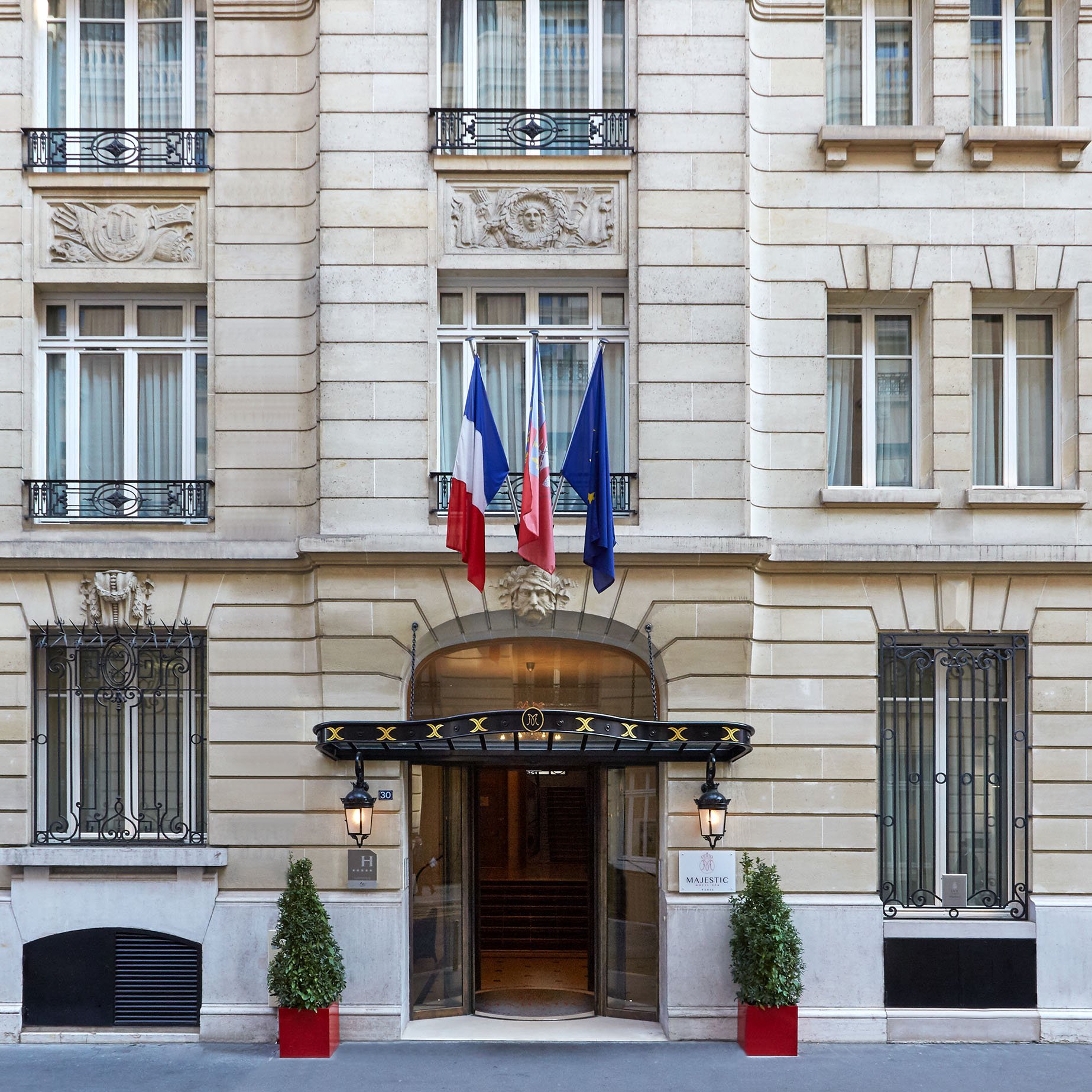 5 star hotel Paris 16